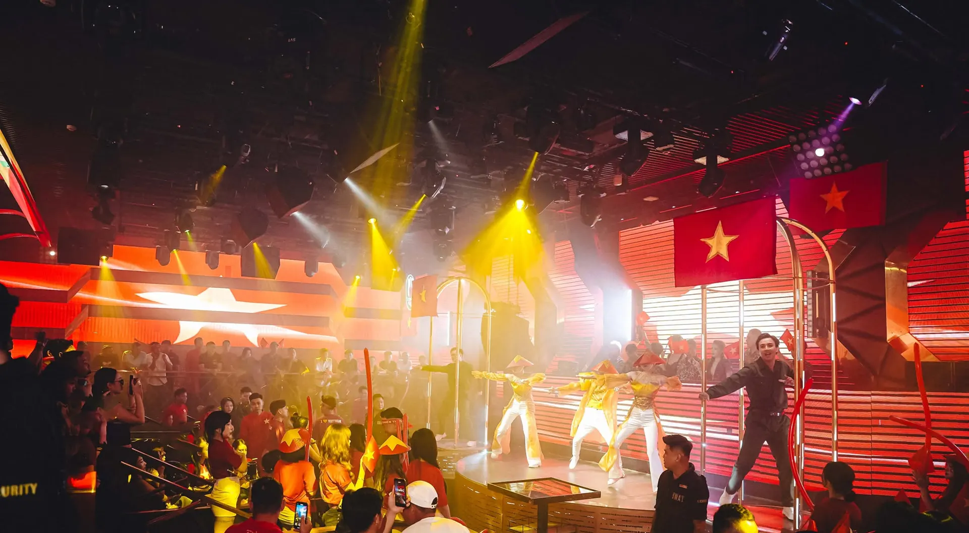 Ảnh không gian 9E Club 3